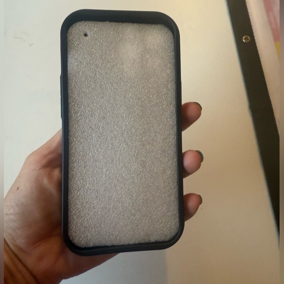 iPhone 11Pro Case - Picture 4 of 7